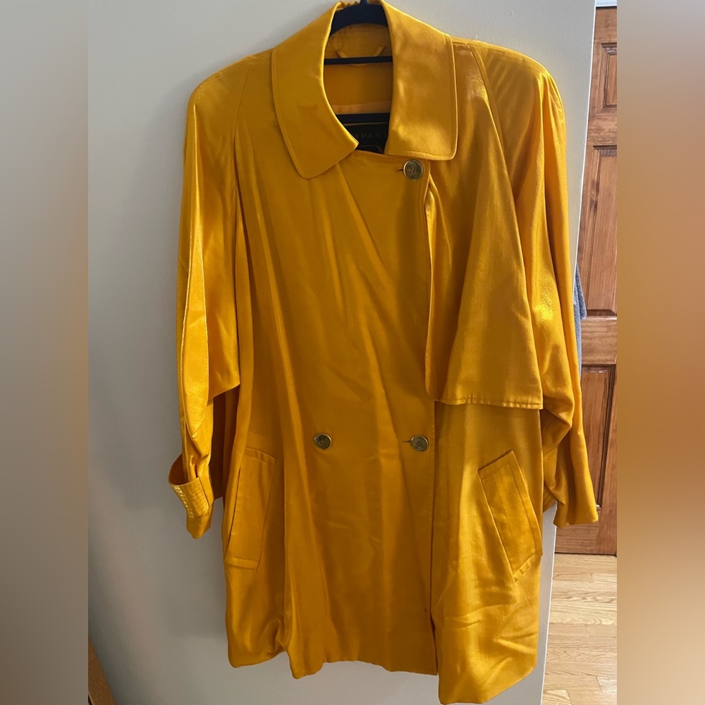 Burnt Yellow trench coat - tag states Company Ellen Tracy